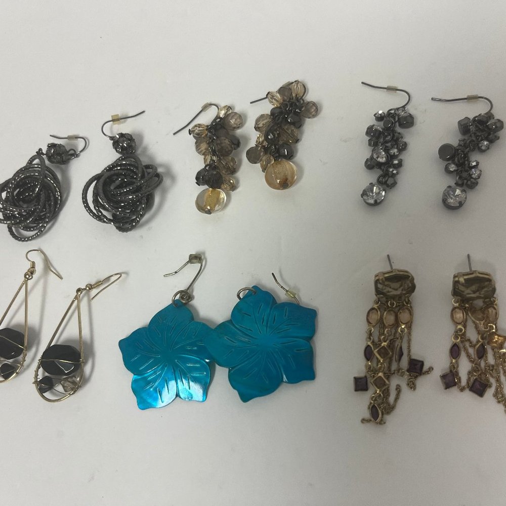 5 Pair of New York and Company Earrings 1 pair Banana Republic all long